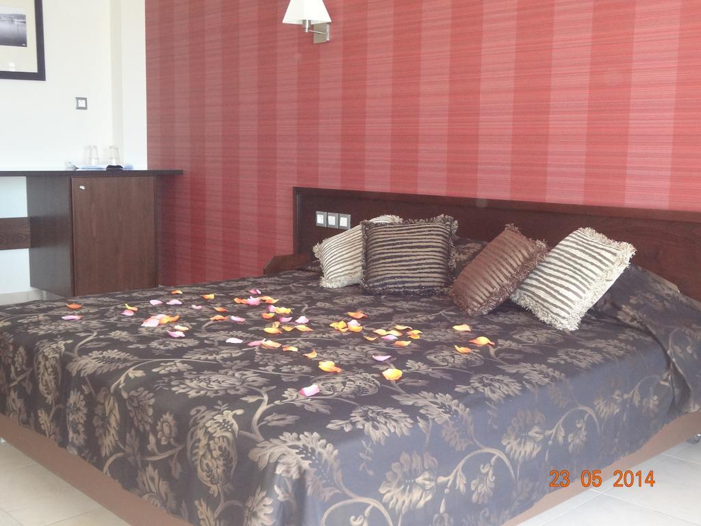 Aegea Hotel Karystos  Kamer foto