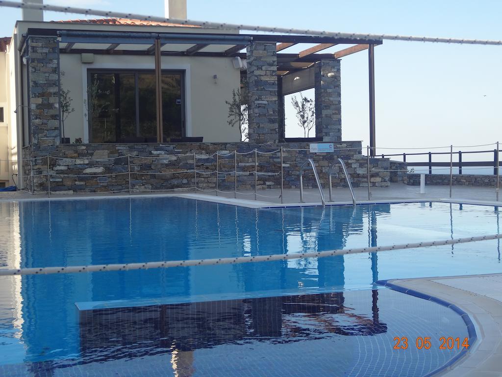 Aegea Hotel Karystos  Buitenkant foto