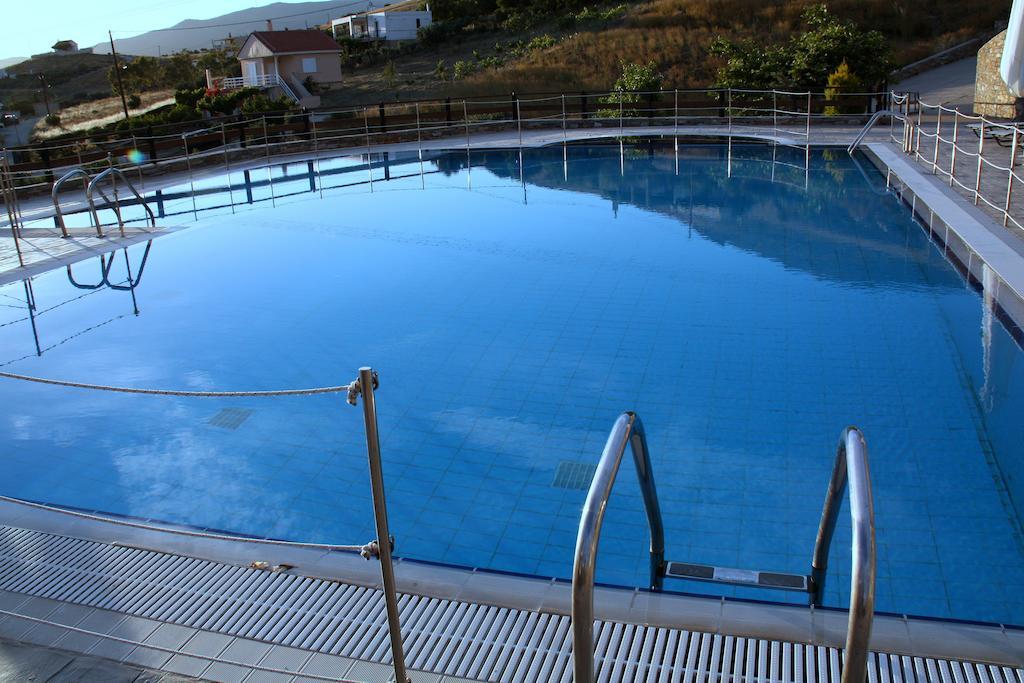 Aegea Hotel Karystos  Buitenkant foto